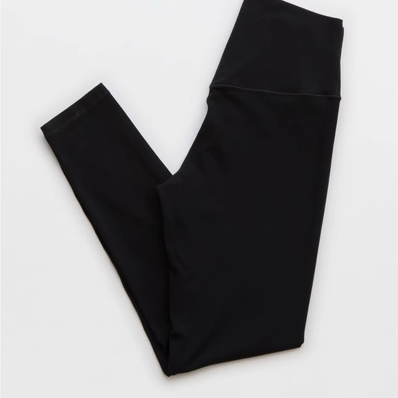 Aerie Classic Black 7/8 Leggings NWT - Picture 4 of 6